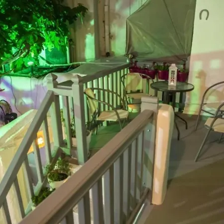Apartment Budget Downtown Apartment- Harma I *