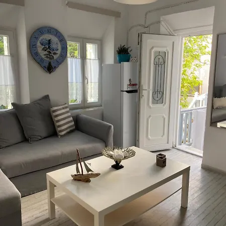 Budget Downtown Apartment- Harma I